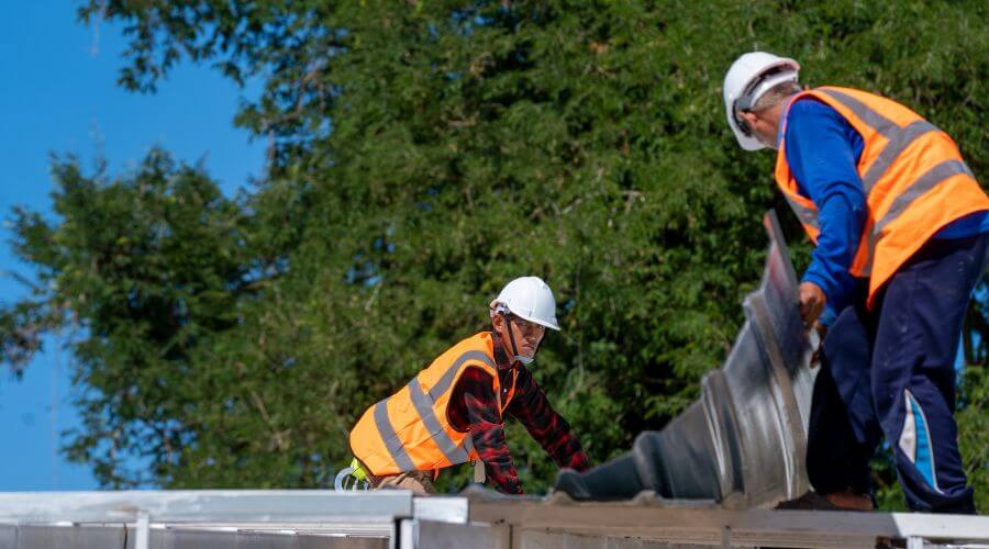Professional new roof installation services in Windsor, OH